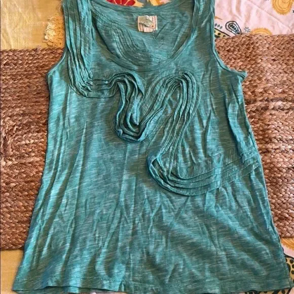 {Anthro}āLittleāYellowĀ ButtonāHeatheredāGreenāTank - Picture 1 of 7